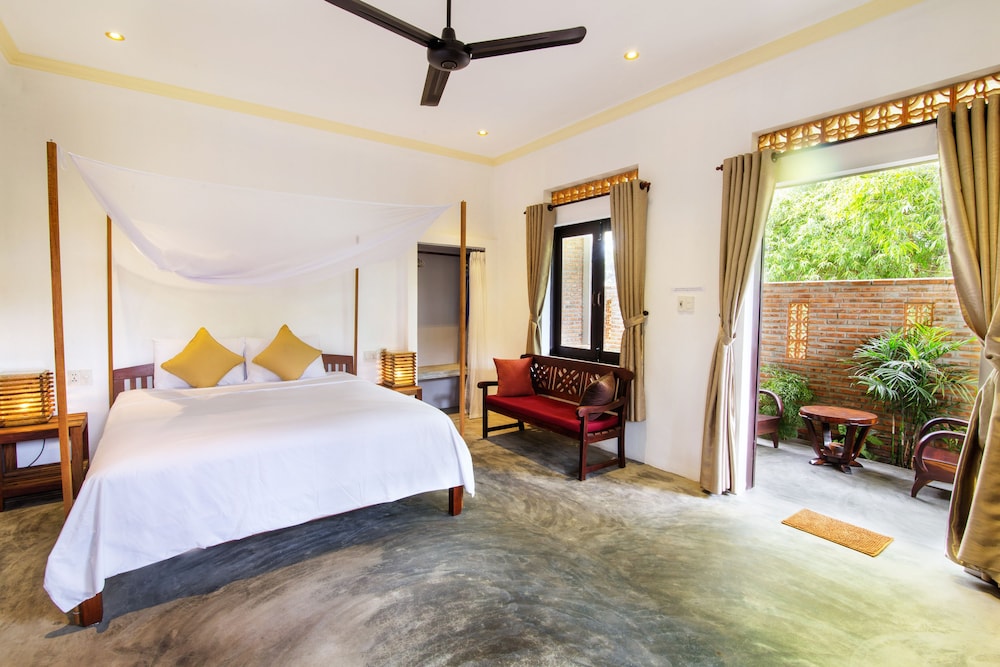 Blue Beach Village Homestay