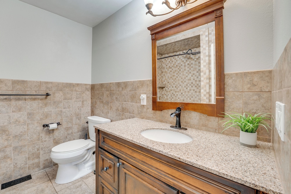 Private Hot Tub: Home Near Moses Lake Access
