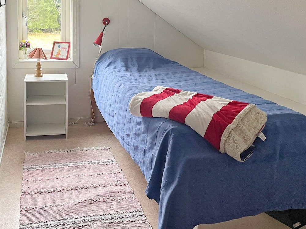 6 Person Holiday Home in Ulricehamn view 4