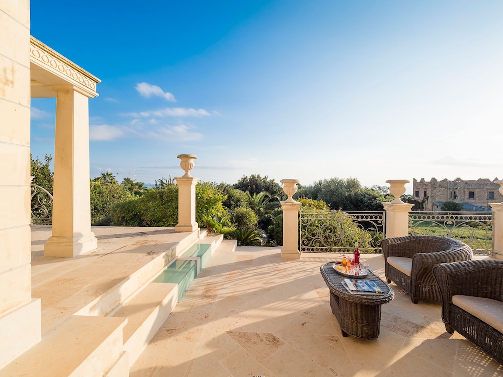 Villa Drago Spa view 2