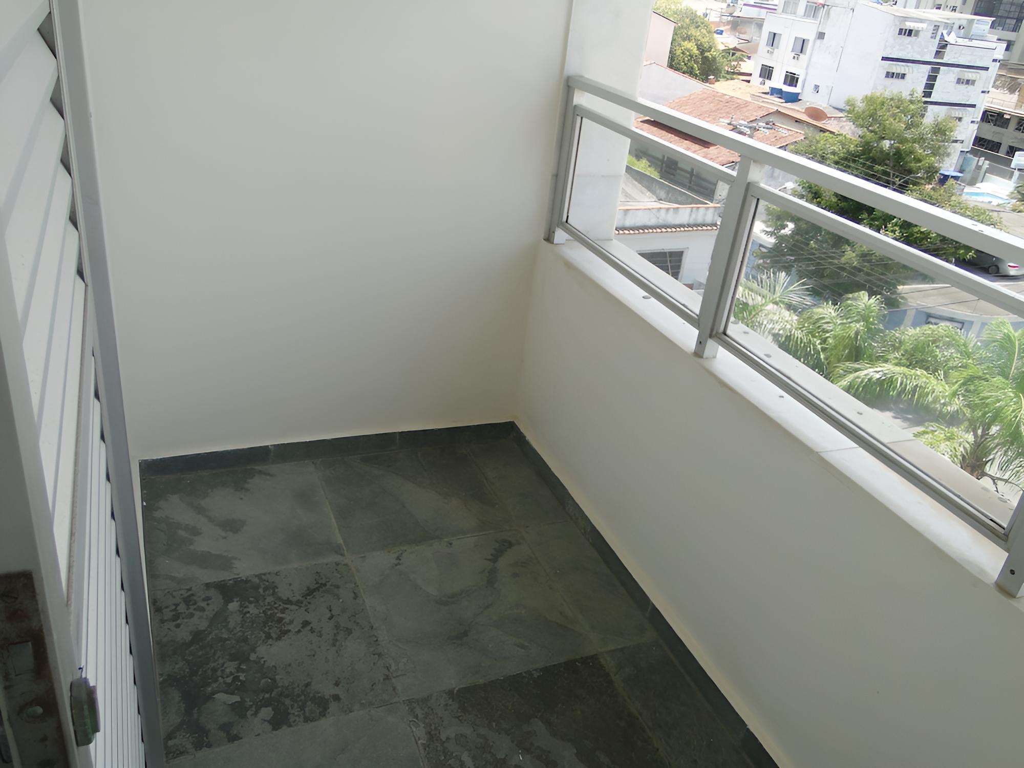 Linda Cobertura Duplex Renovada e Ampla