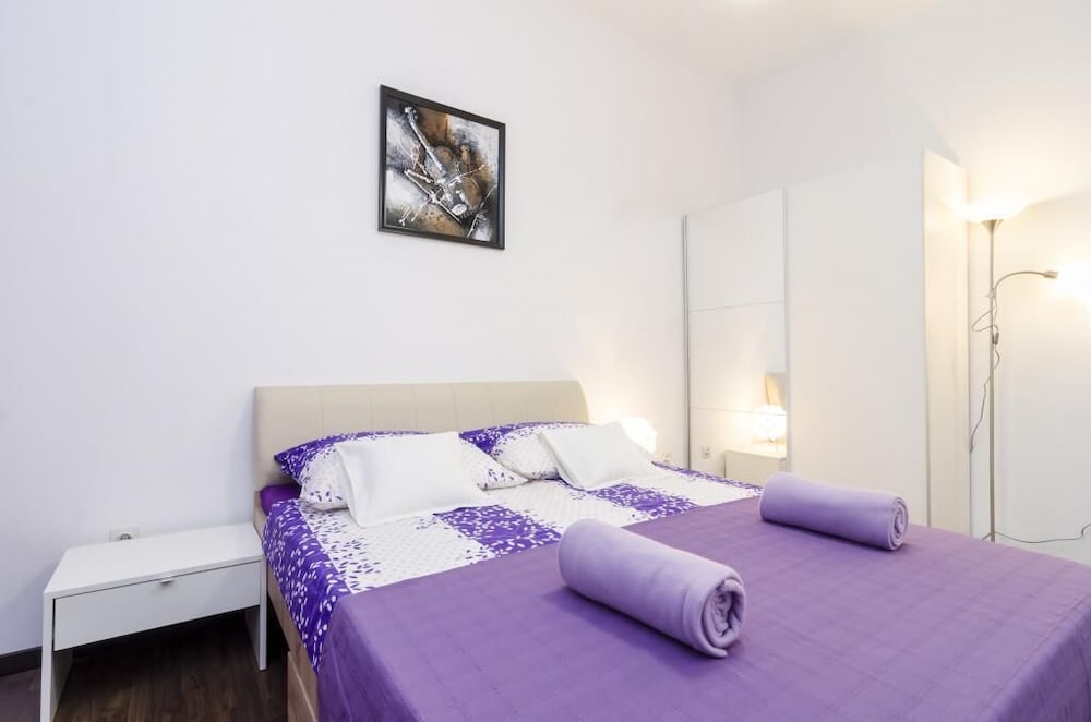 Ploce Apartments - Mama's