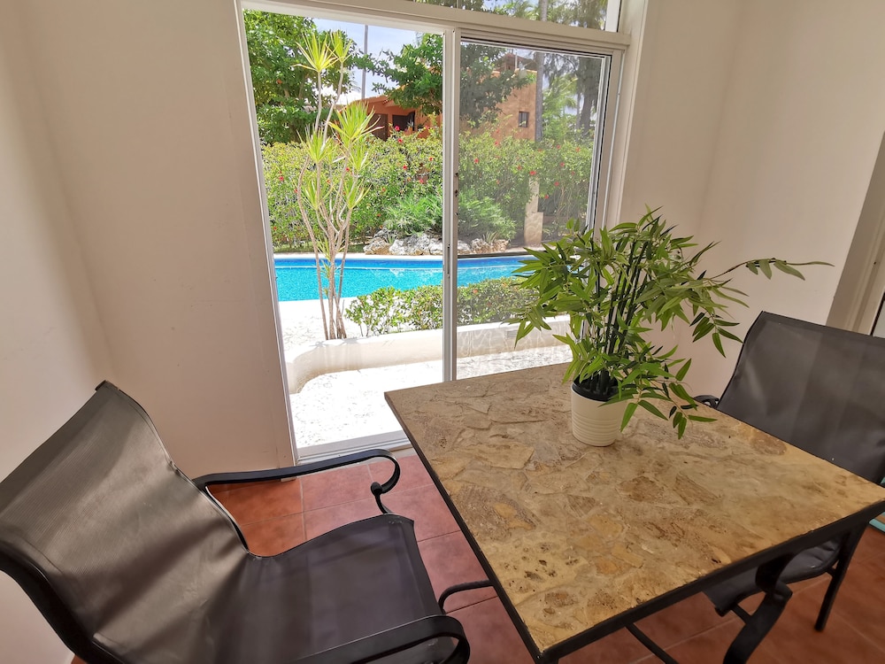 Los Corales Tropical Beach Resort & SPA