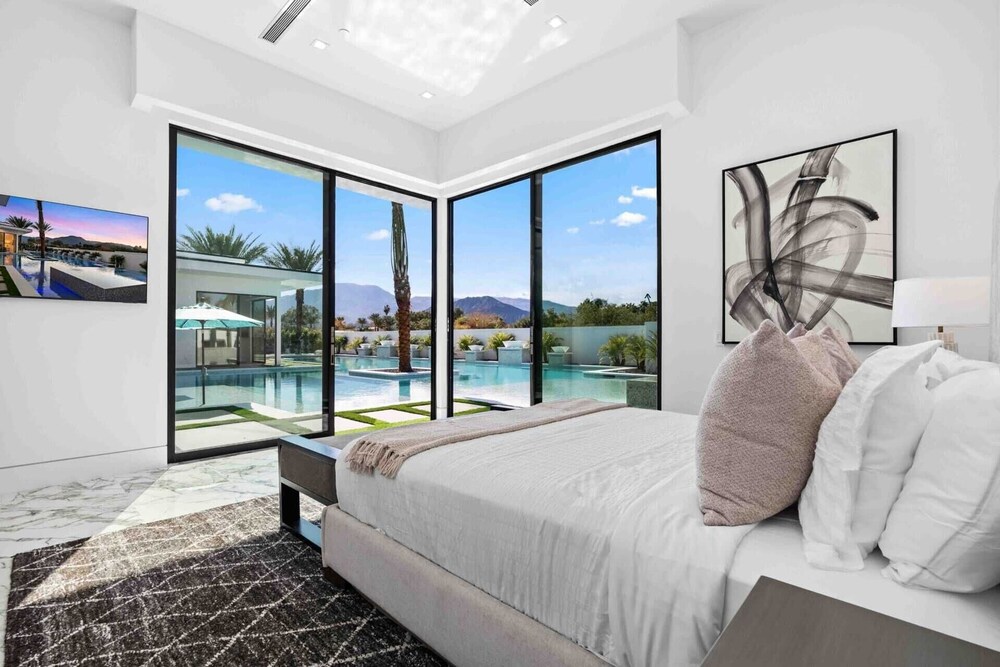 Exclusive Stay w/ Pool & Hot Tub Bravo Villa #14 by Avantstay