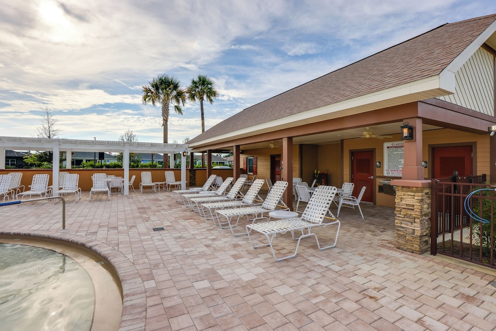Golf Cart & Home Office: The Villages Retreat!