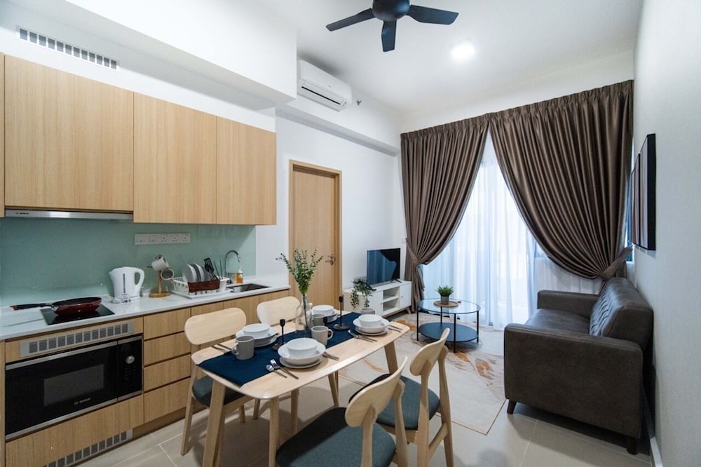 COLONY BY INFINITUM KLCC