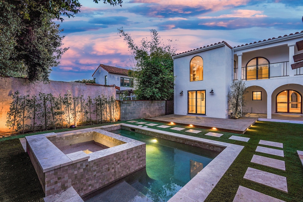Bella Villa - Image 3