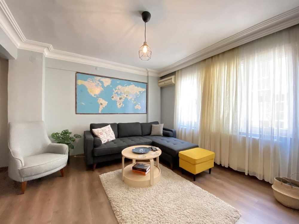 Studio Flat Near Taksim Square in Beyoglu