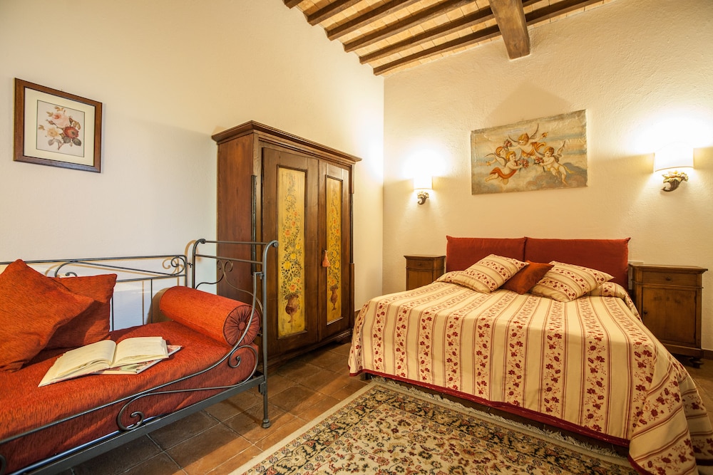 Agriturismo Poggio Degli Olivi - Guest House view 5