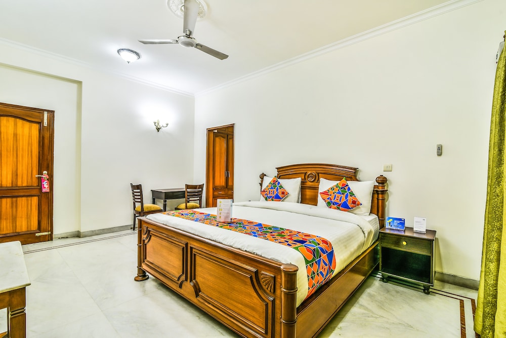 FabHotel Homeport Residency