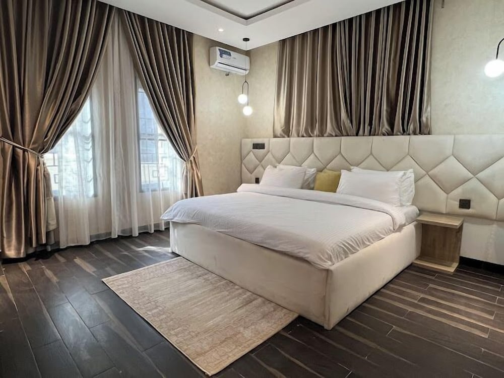 Boa Vida Suites and Apartments