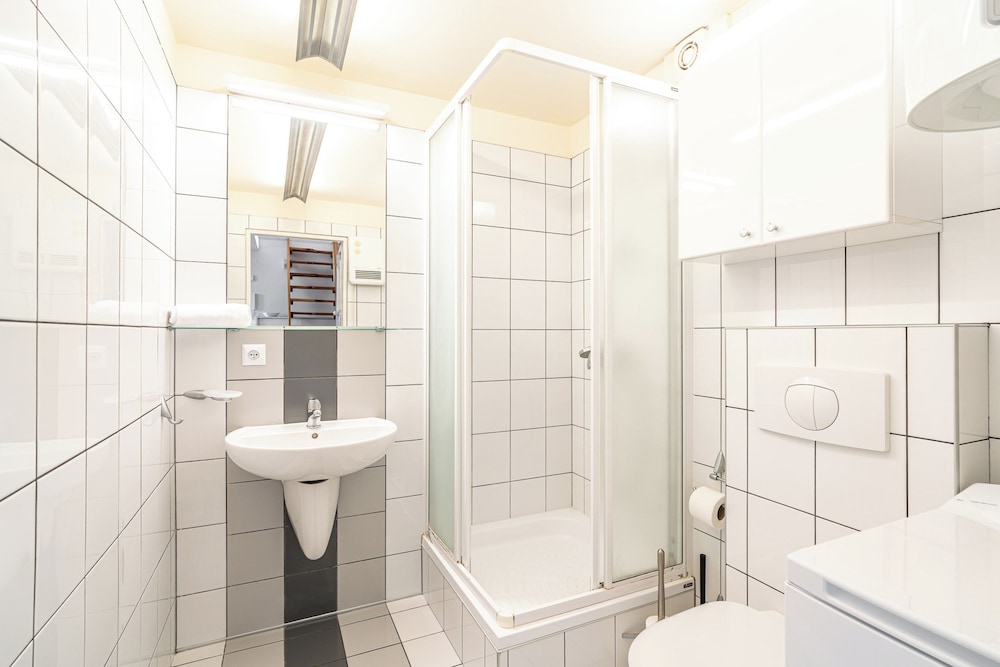 RentPlanet - Apartament Garbarska