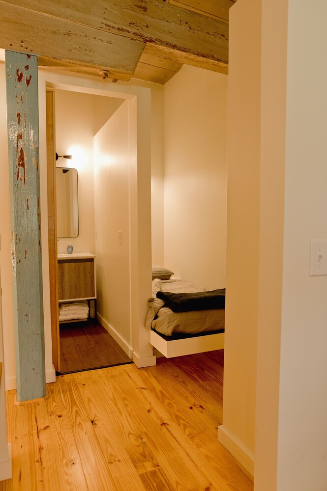 Loom Room Retreat