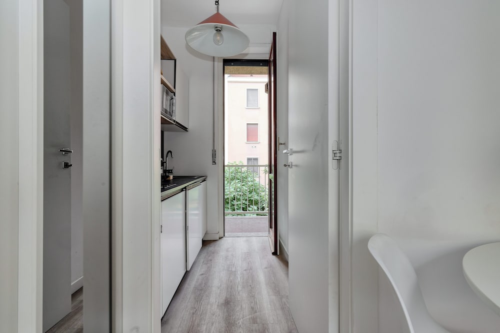 JOIVY Modern Studio for 3