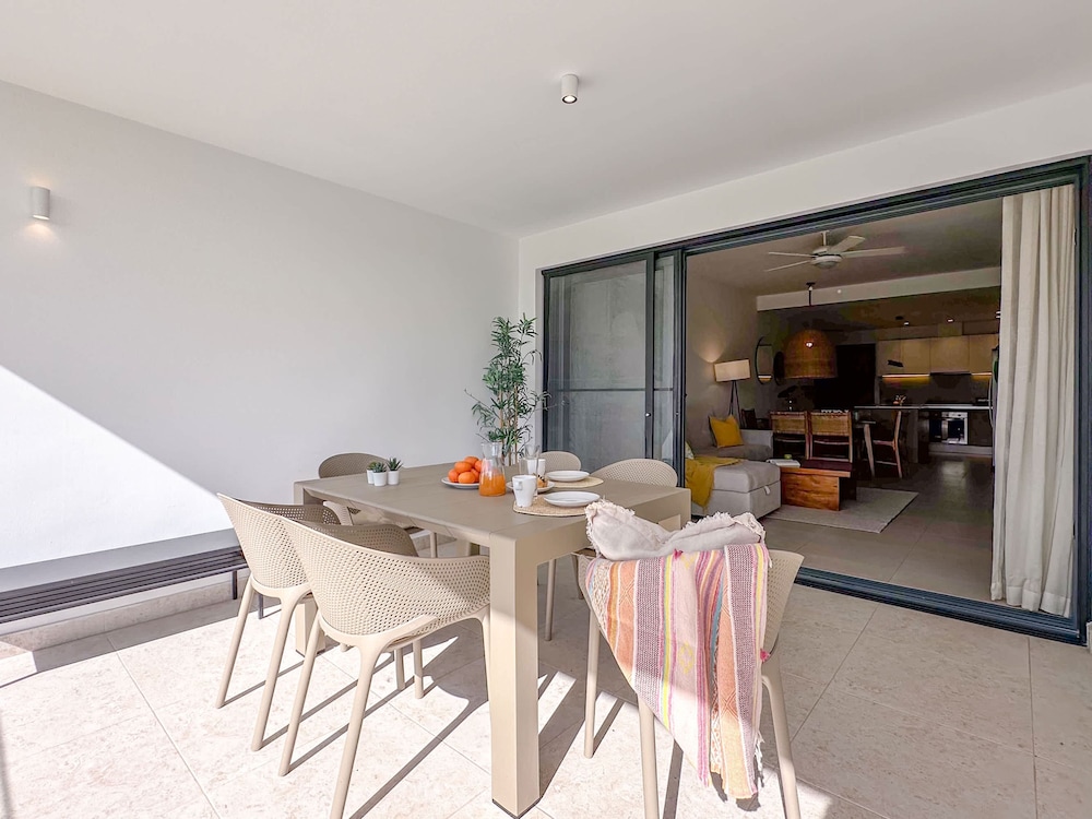 Fantastic new Golf View Apartment