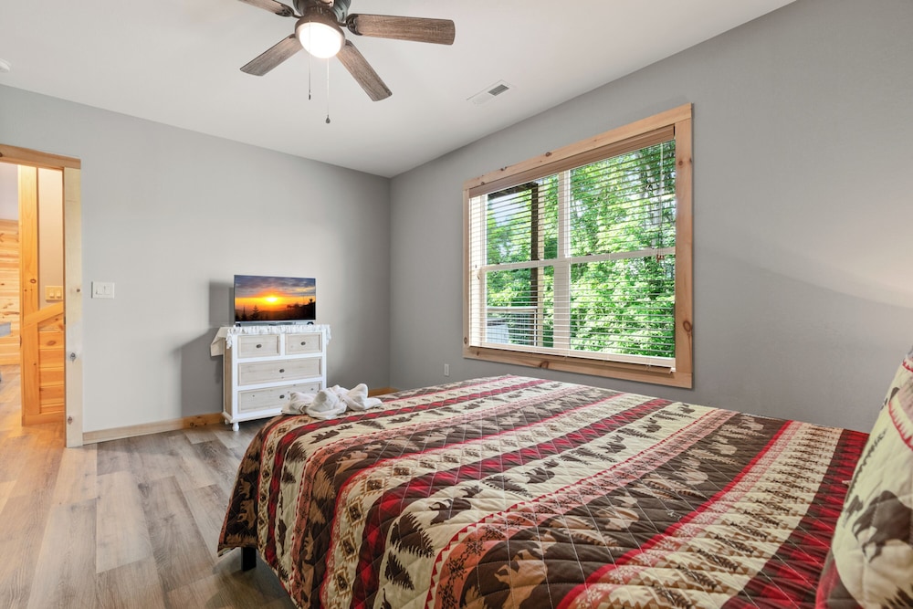 Eagle Mountain Cabin
