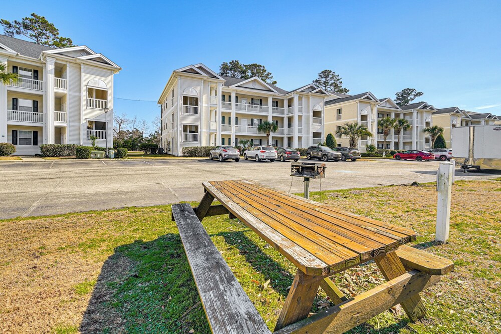 5 Mi to Myrtle Beach Hot Spots: Condo w/ Perks!