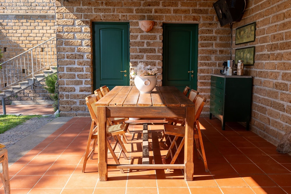 Olvietello With 3 Bedrooms and 3 Bathrooms
