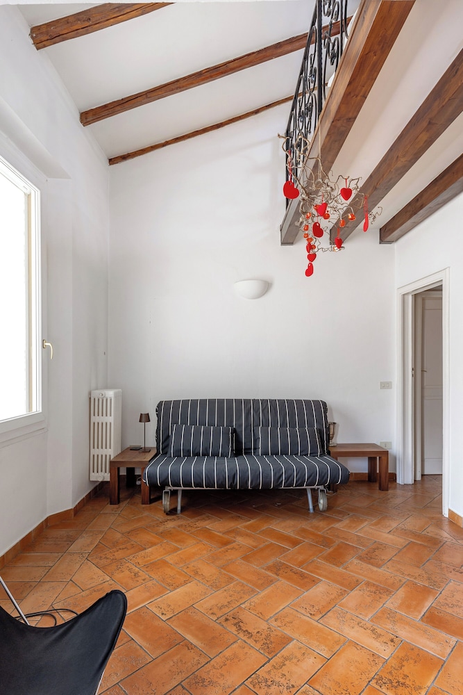 Country Style House in Bologna