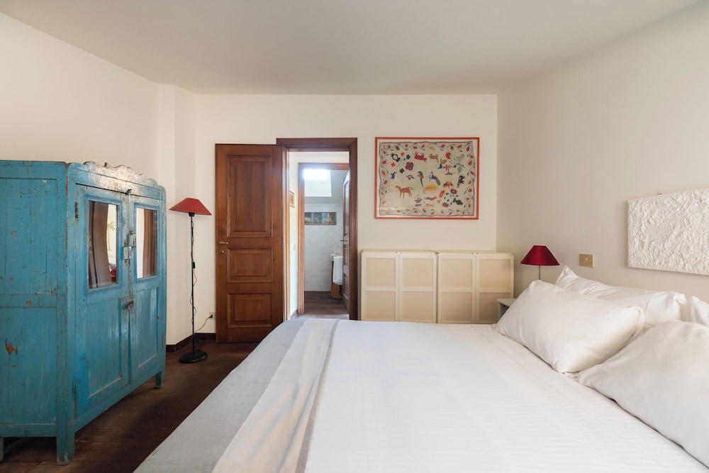 Trastevere Romantic Terraced Apartment