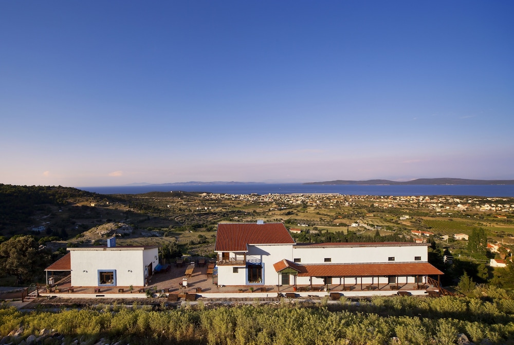 Mavi Keci Otel