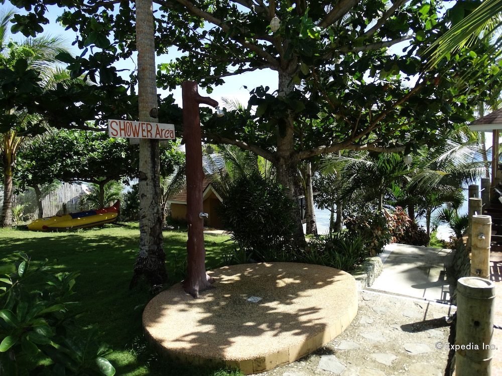 Anda White Beach Resort 67