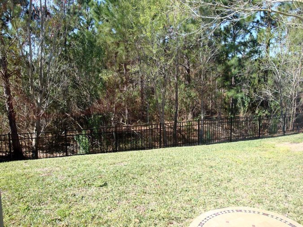 3BR 2.5BA Home in Emerald Island Resort by CV-8479 view 4