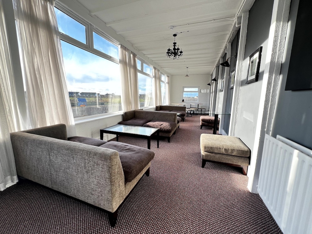 Hotel The Springfield Fairbourne - Image 1