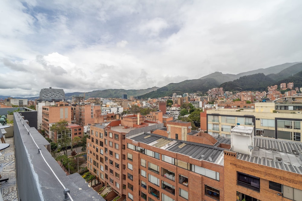 w Cozy 2BR in Parque Virrey
