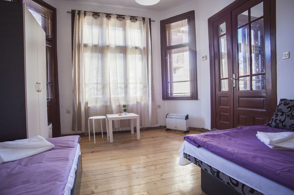 Italian House Simeon