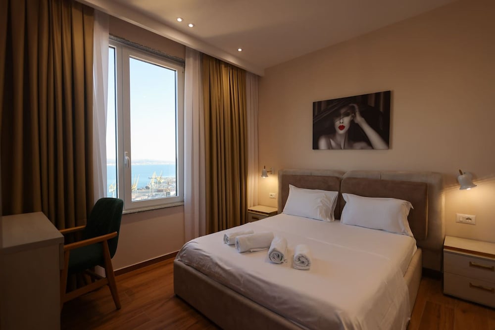 Grandstay Apartments 012