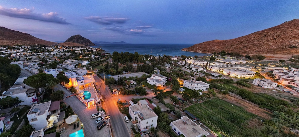 ASPAT OTEL BODRUM - Plaj Restoranı - Image 10
