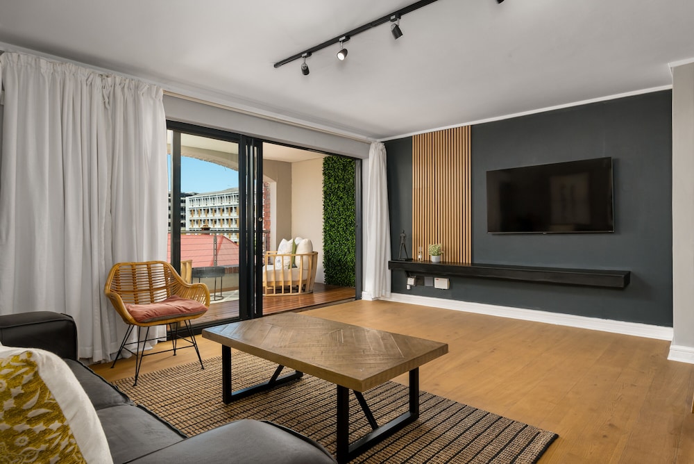Rockwell 220 by Ctha