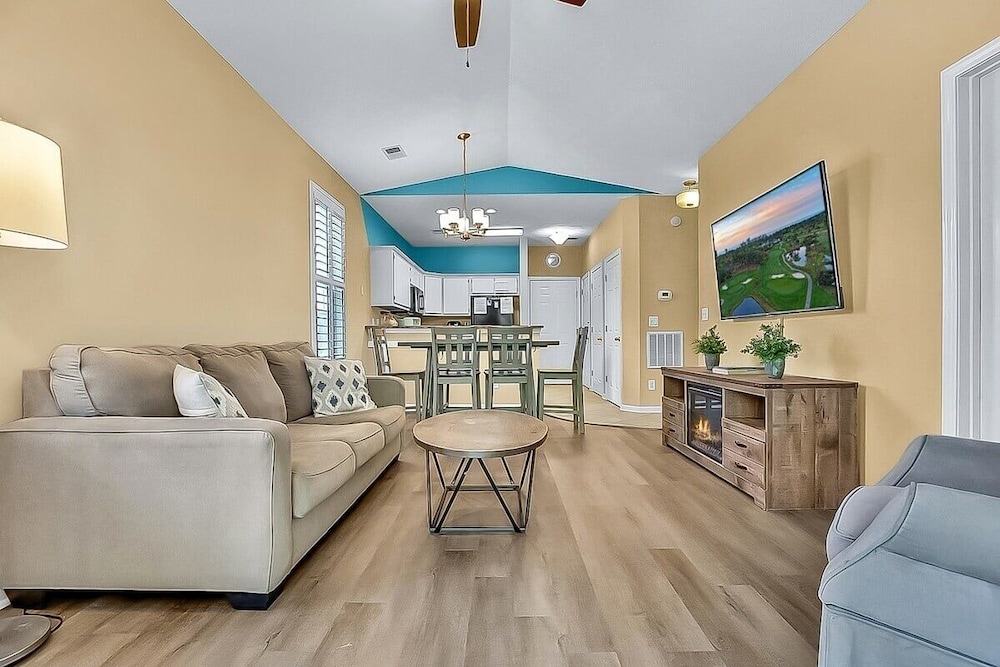 River Oaks 60n 2 Bedroom Condo