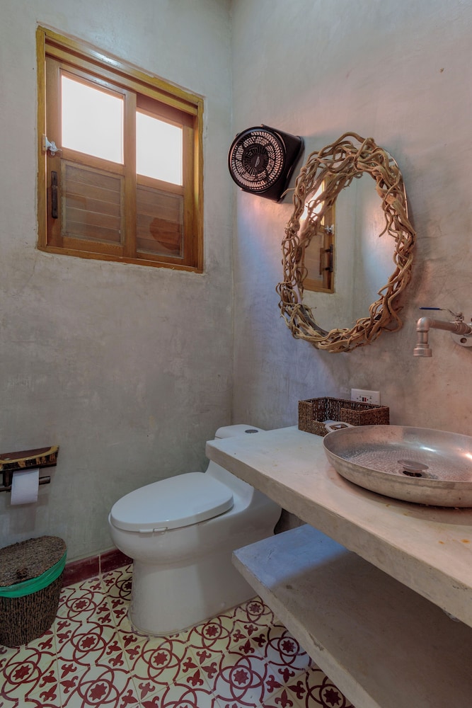 LAS DUNAS BEACH HOUSE