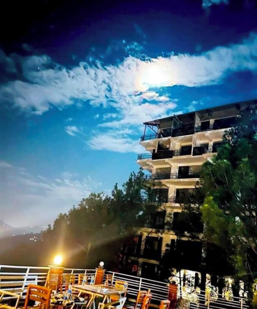Kasauli hill Crest
