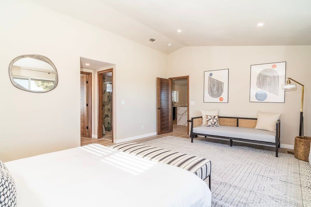 @marbella Lane - Charming Tranquil Hideaway