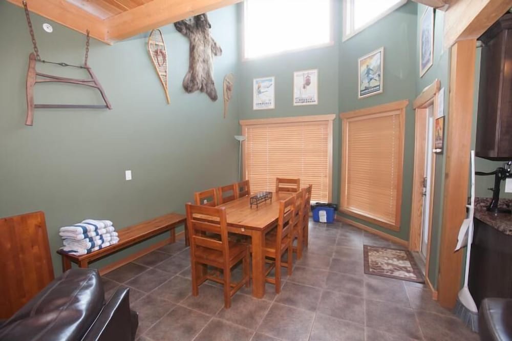 Snow Ridge by Apex Accommodations-3
