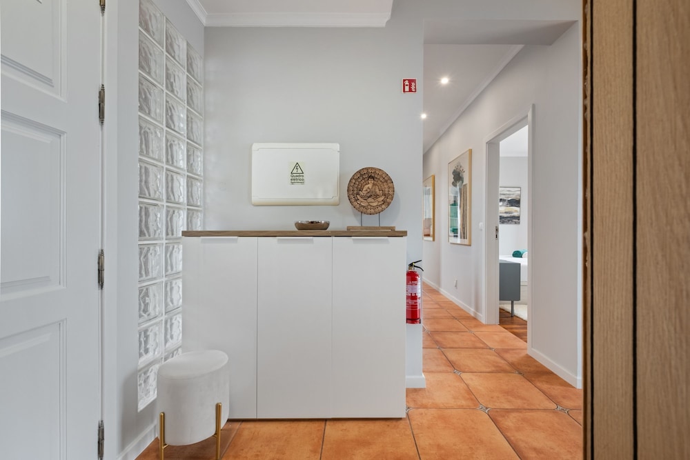 Villa Eastern Edge by Homie