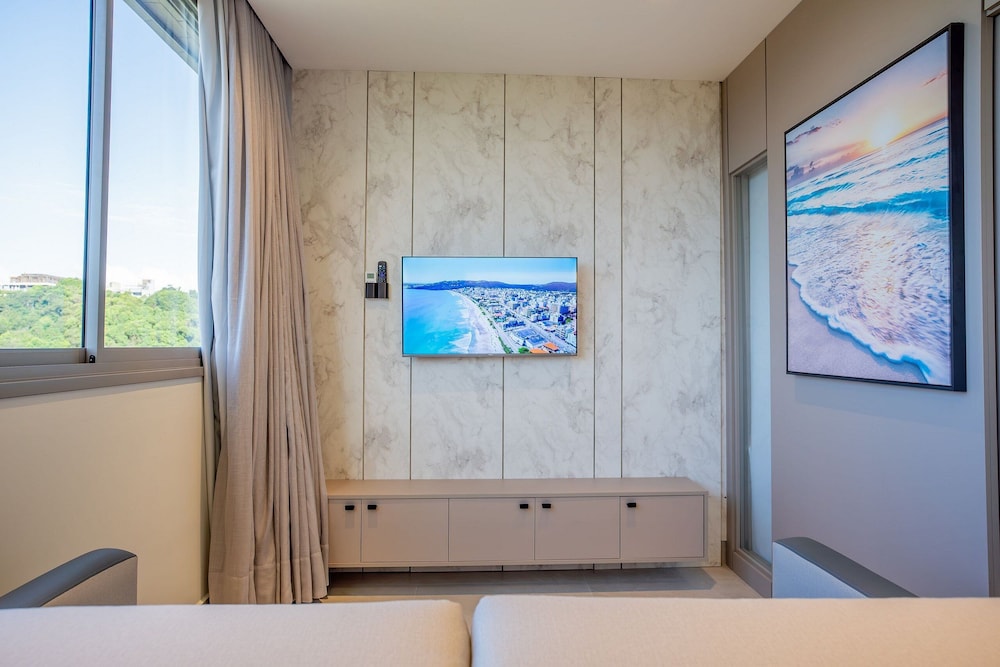 Elegance Residence