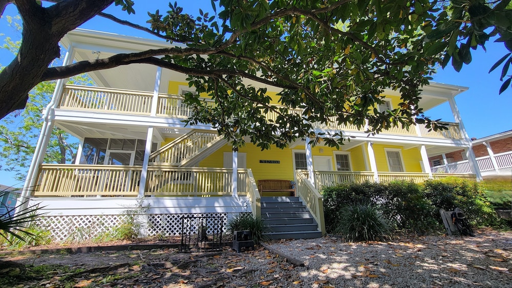 Old Magnolia House by Tybee Vacation Rentals