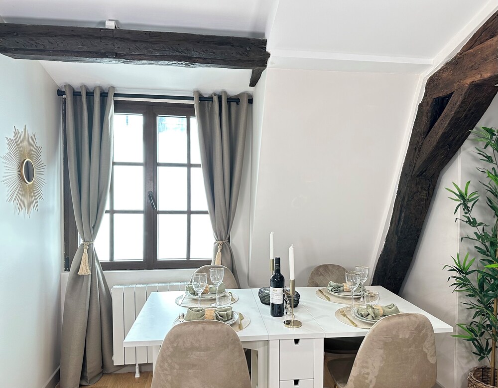 1595 Chapon