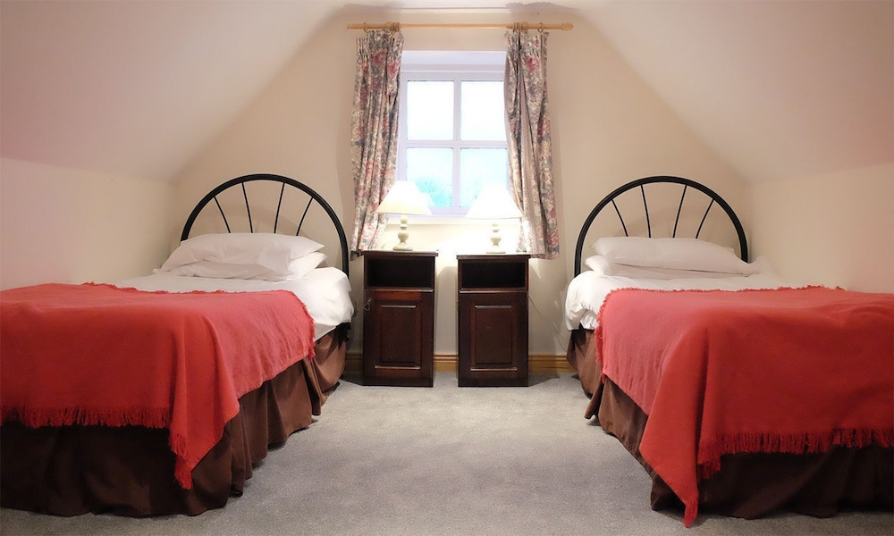 Ballyvaughan Cottage No 2 view 3