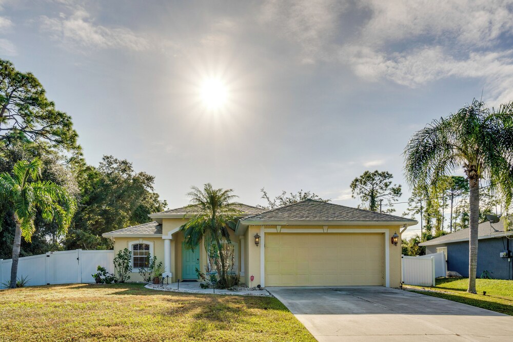 Family Haven w/ Pool! 8 Mi to Warm Mineral Springs
