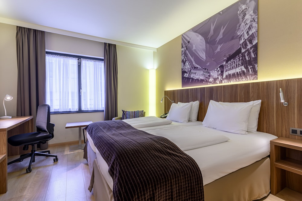 Holiday Inn Brussels Schuman by IHG