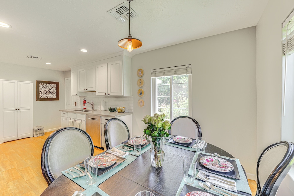 Large Yard & Patio: Historic District Home in Mesa