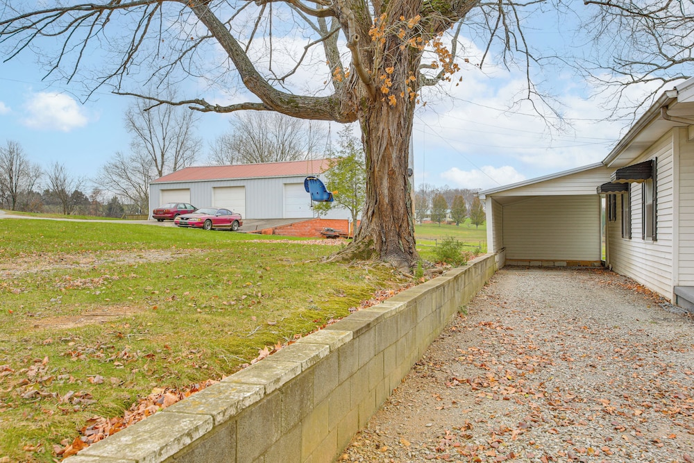 4 Mi to Kentucky Downs: Countryside House
