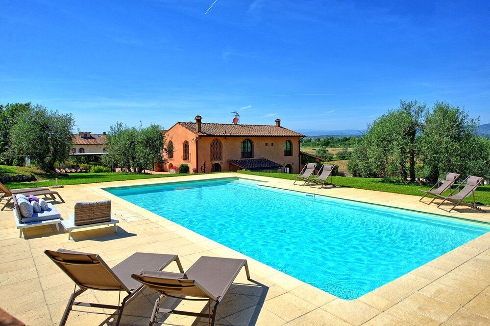 Villa Nora
