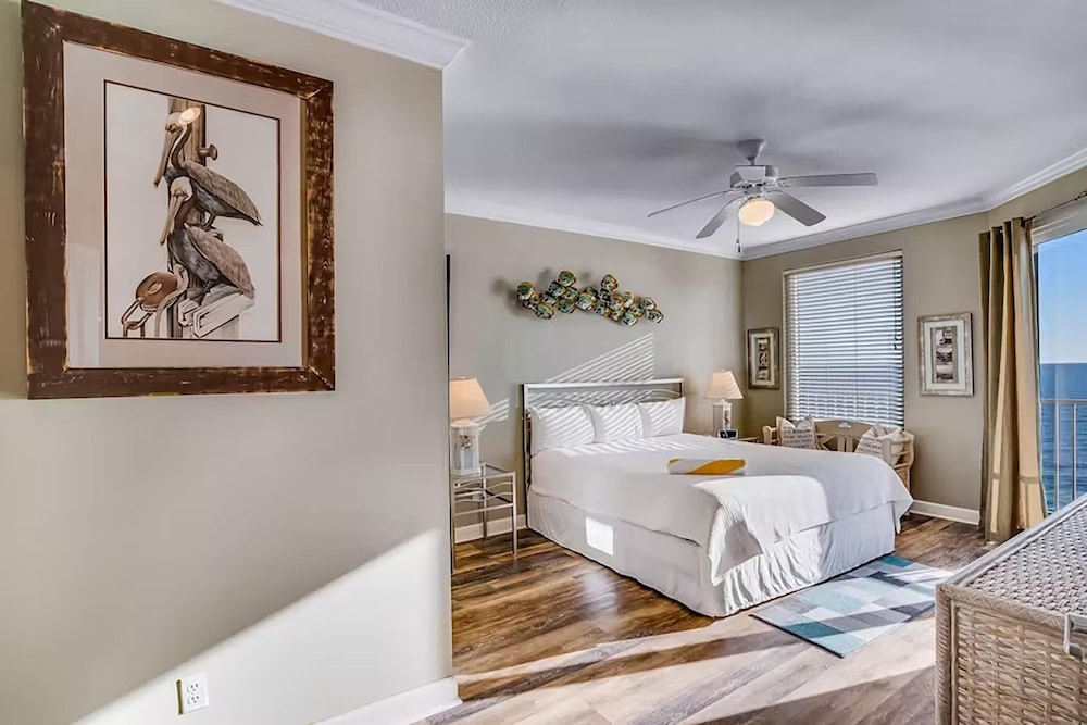 Grandview East 1002