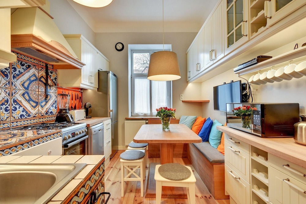 Grand Apartments